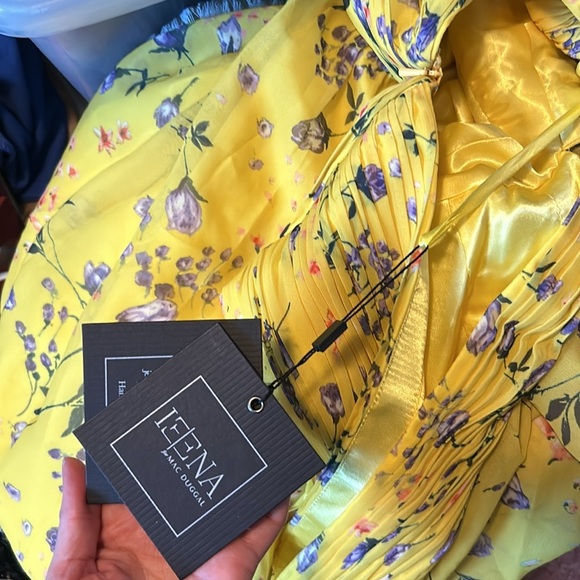 Mac Duggal Long Sleeveless Formal Floral Chiffon Maxi Yellow Dress Size 4 - Picture 15 of 16